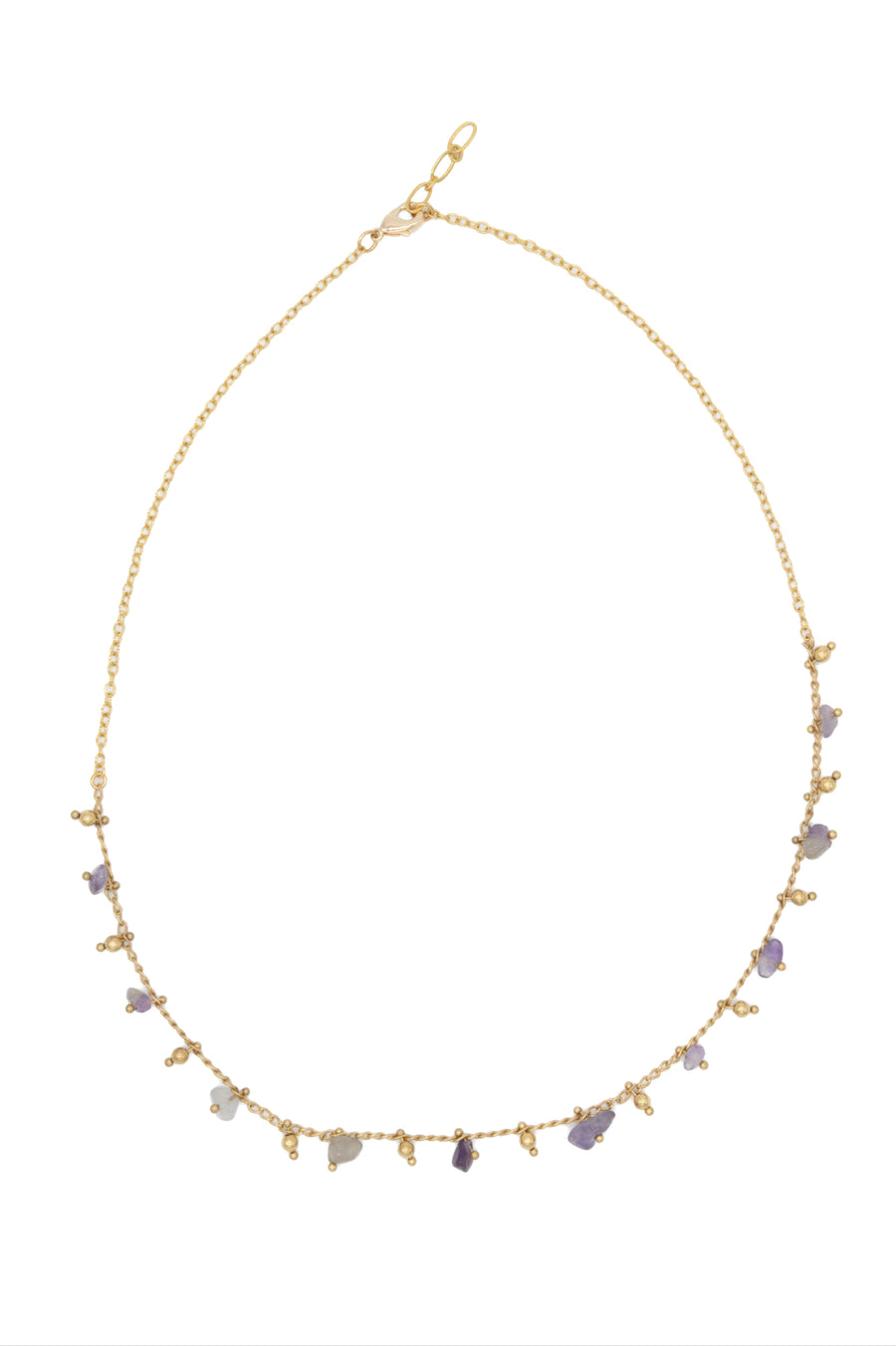 Collar de piedras colgando