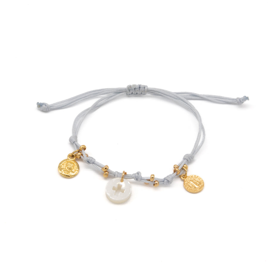 SET DE 20 PULSERAS DE HILO GRIS CON CHARMS